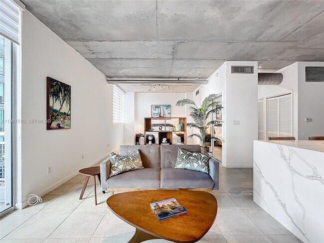 Photo - 690 SW 1st Ct