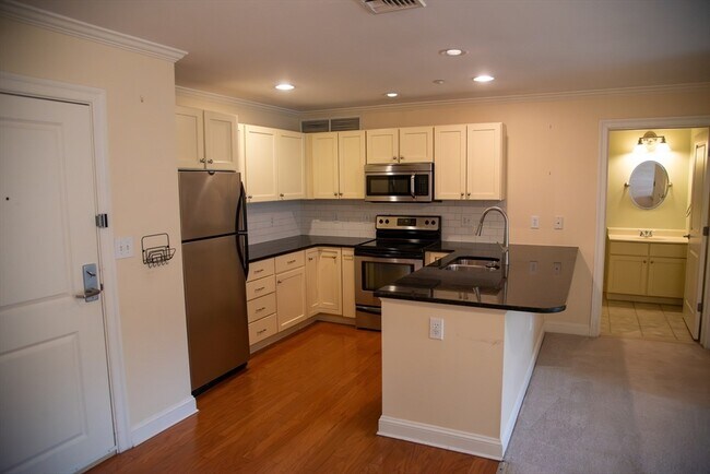 Photo - 8 Crowninshield St Unit 210