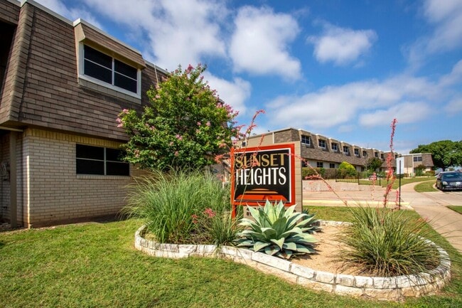 Sunset Heights Apartments - Sunset Heights Apartments