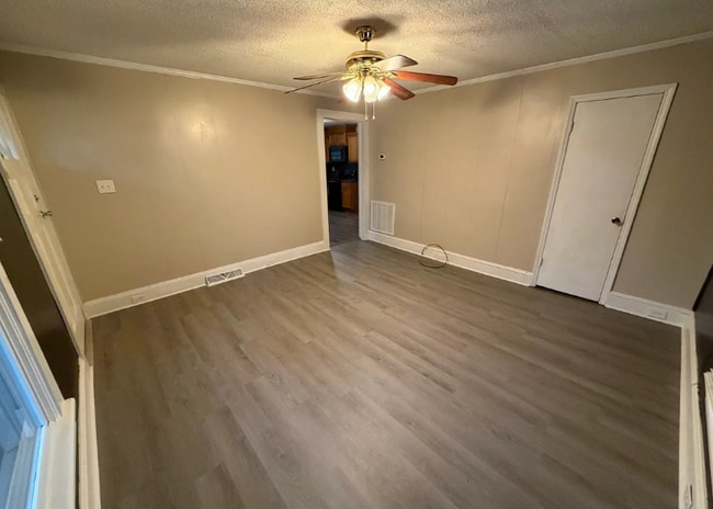 Photo - 18 N Central Ave