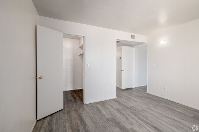 Photo - Santuario Apartments