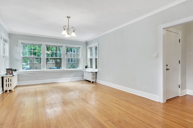 Photo - 5658 N Campbell Ave Unidad #1