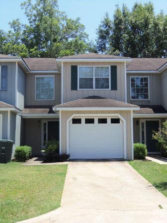 Building Photo - Foxhill Commons Rental