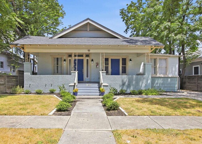Photo - Updated 3 Bedroom Home with Modern Finishes Near Everything Downtown!