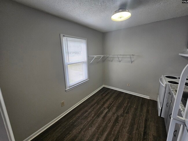 124 Calvin Ct