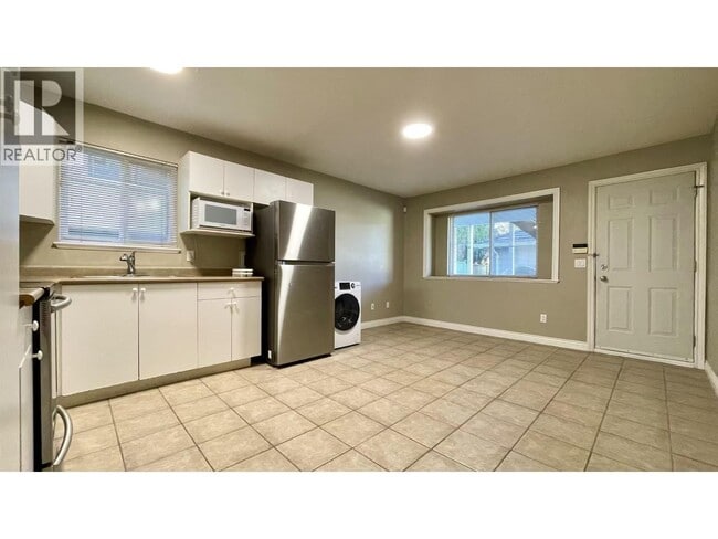 Photo - Ground Floor-80xx 17TH AVENUE