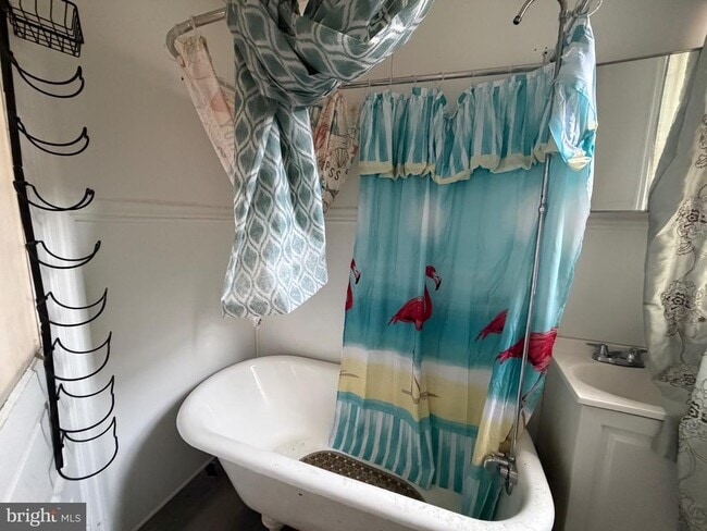 Photo - 347 E King St