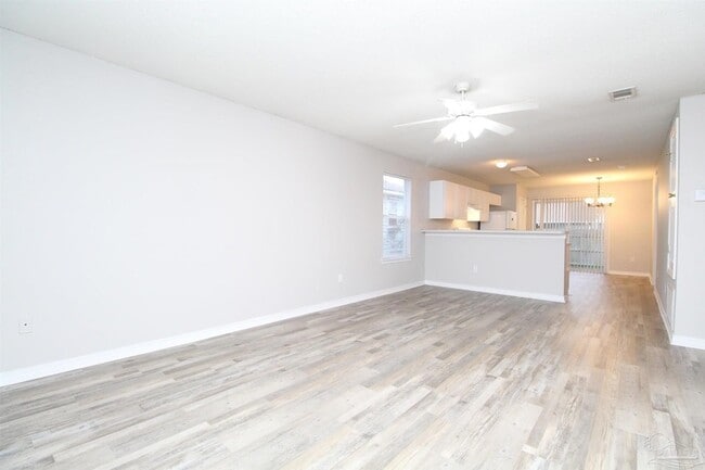 Photo - 1021 Antigua Cir