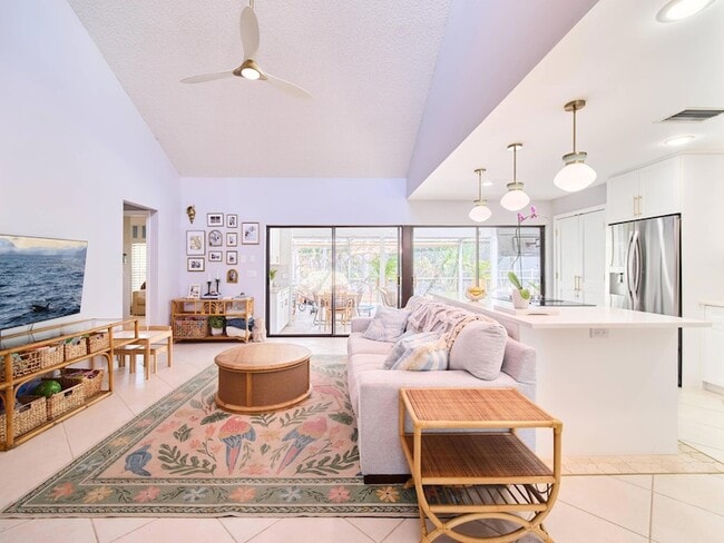 Photo - 2281 SW Starling Dr