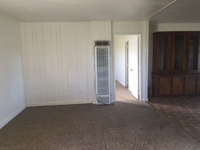 Photo - 1616 Cornelius Ave Unidad A