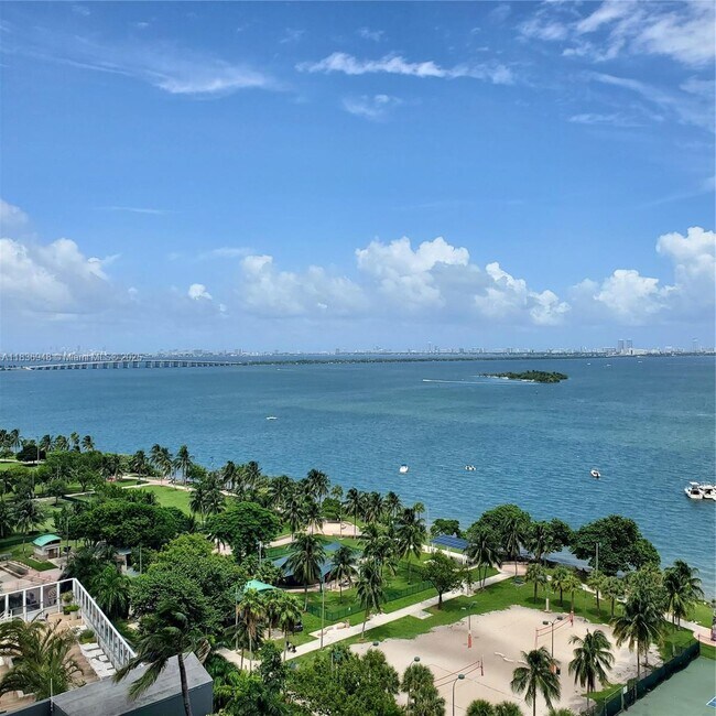 Photo - 1750 N Bayshore Dr Unit 1702