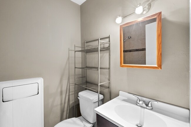 Photo - 558 Wilson Bridge Dr Unit D1