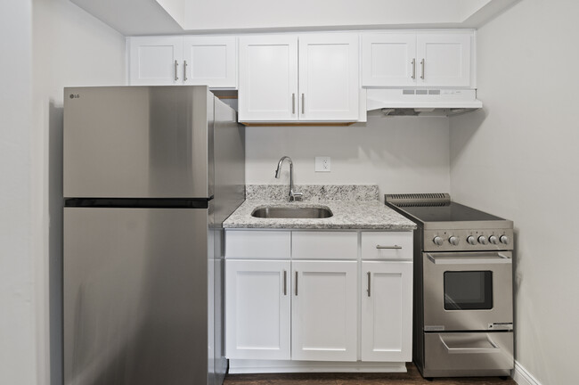 Studio Kitchen - Bardstown Forest