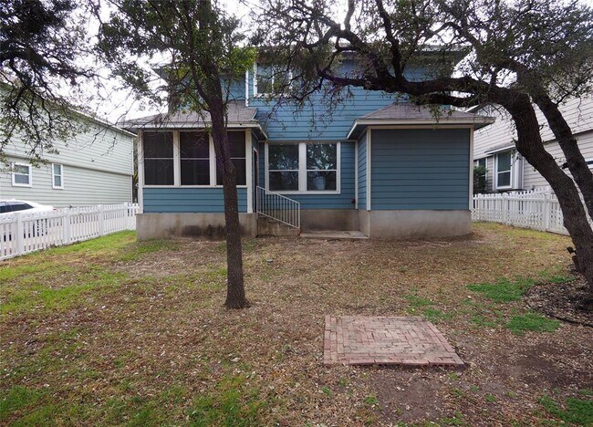 Photo - 915 Bogart Rd