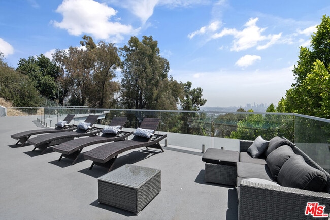 Photo - 6181 Temple Hill Dr