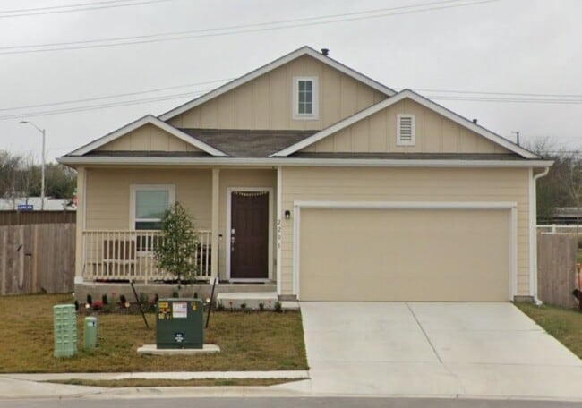 2205 Forgetmenot Ln