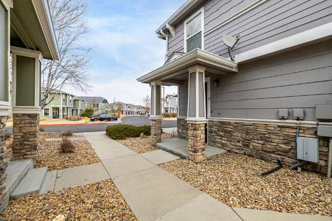 Photo - Lovely two bed two bath in Parker for rent Unit F