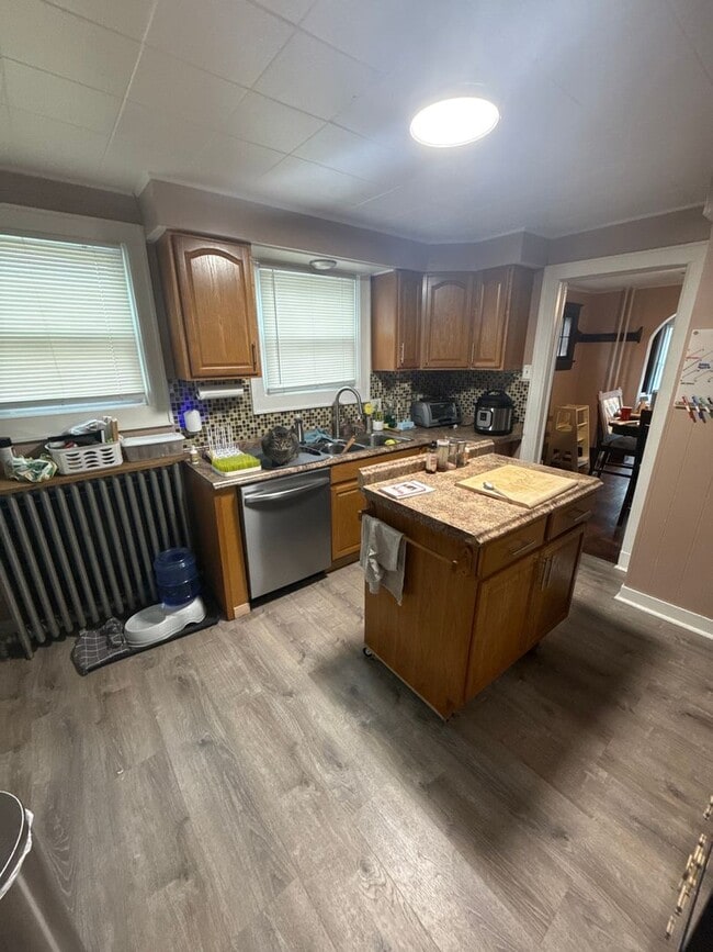 Photo - Charming 3BR House in Albany