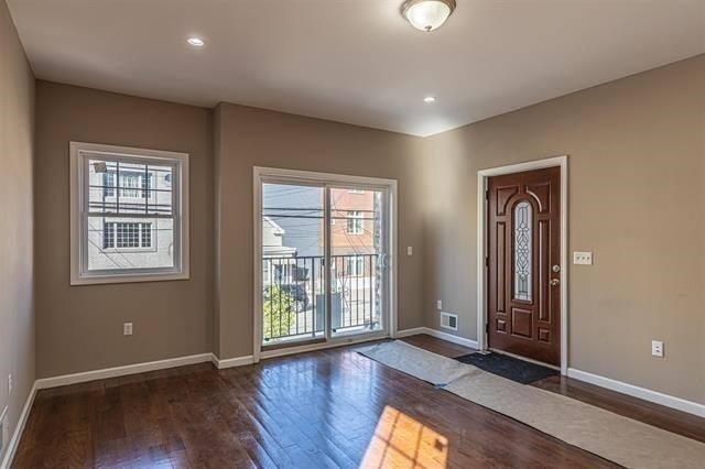 Photo - 69 Hutton St Unit 1