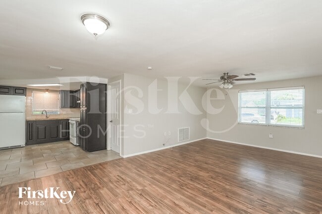 Photo - 3530 Brompton Dr