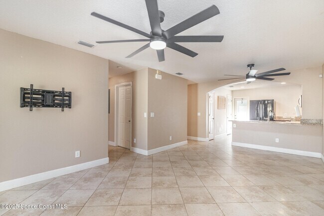 Photo - 1200 Luminary Cir
