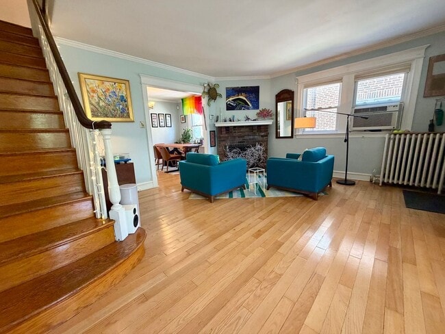 Photo - 216 Glencoe Rd