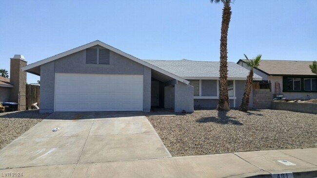 Photo - 461 Mcbride Way