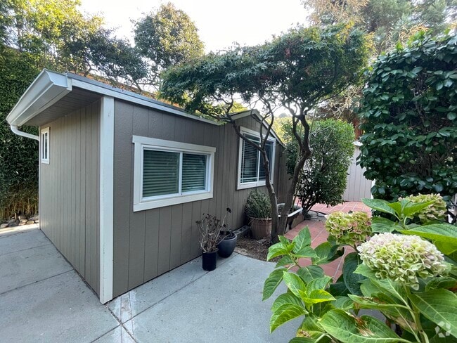 Building Photo - 1503 Ralston Ave Rental