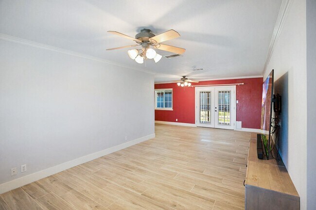 Photo - Beautiful, nicely updated, ENERGY EFFICIENT HOME FOR LOW UTILITY BILLS