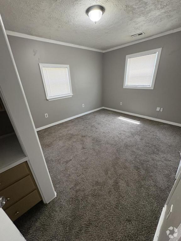 Building Photo - 804 N Capelle St Rental