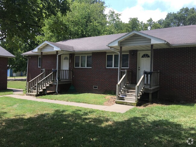 Building Photo - 516 E Monroe St Unit 4ef054e5-f47c-11e9-b115-b083fed15155 Rental