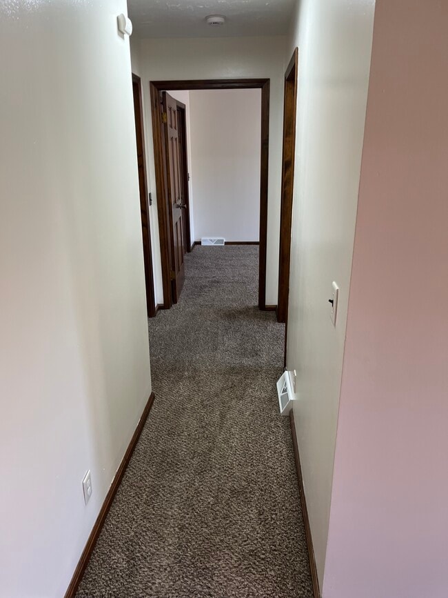 1096 Oliver St Unit C