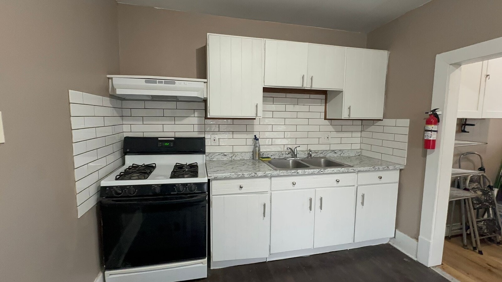 Photo - 109 E Stewart Rd Unit C