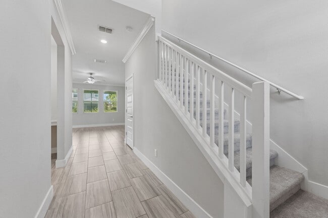 Photo - Stunning 4 BR + LOFT /2.5 BA/ 2 CG home in Gorgeous Bexley!