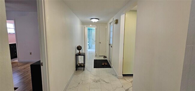 Photo - 2009 Riverbluff Pkwy