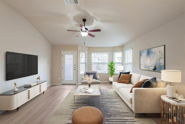 Photo - 180 Fletcher Bend