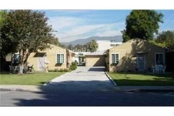 Photo - 153 W Green St