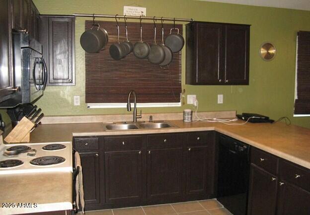 Photo - 23952 W Desert Bloom St