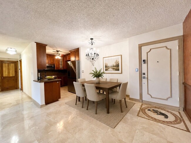 Photo - 649 W Oakland Park Blvd