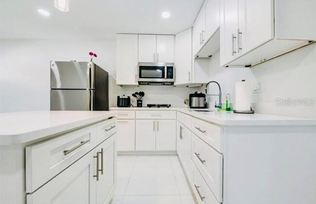 Photo - 16107 Pebblebrook Dr Unit 2