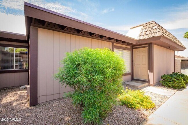 Building Photo - 928 S Casitas Dr Rental