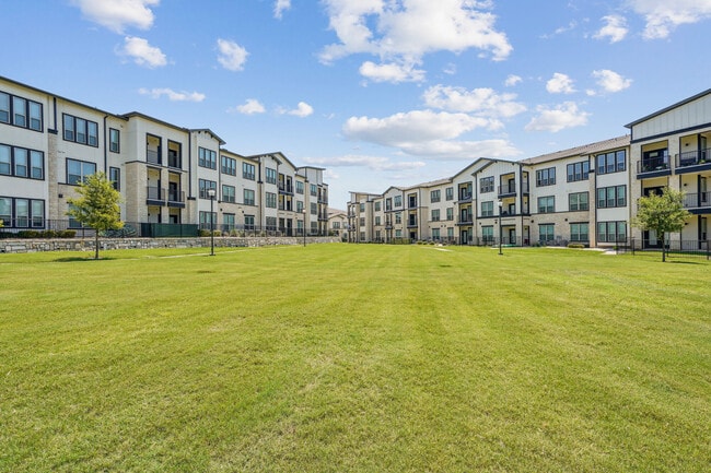 Enclave Falcon Pointe apartments — community photo