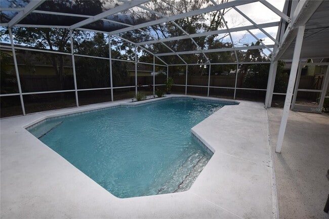 Photo - 6952 Knightswood Dr