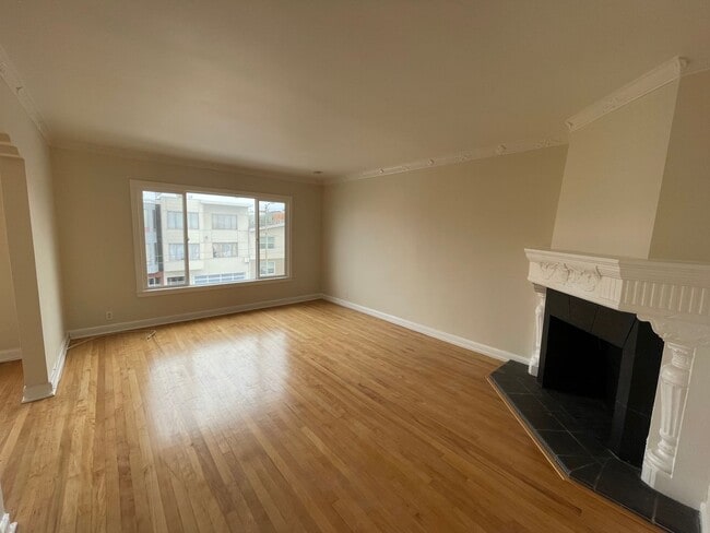2839 Taraval St Unit 2841