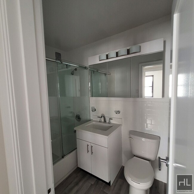 Photo - 5 AVENUE Unit 10E