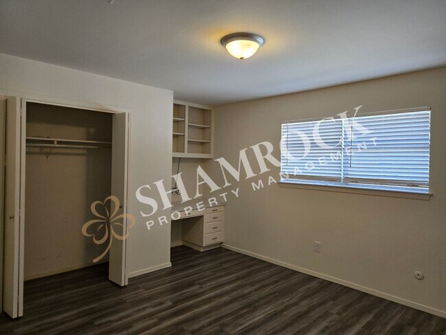Photo - 7204-A Sanger Ave.