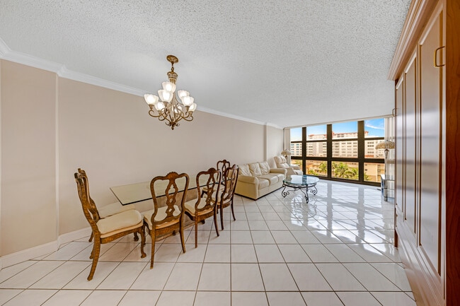 Photo - 2017 S Ocean Dr Unit 706