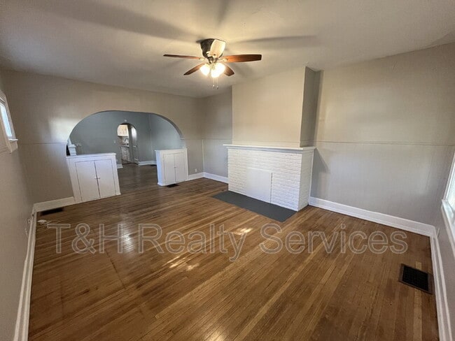 Photo - 23 S Spencer Ave