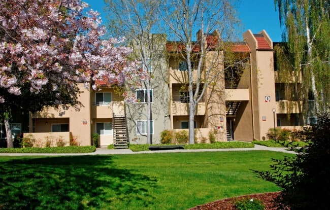 Building Photo - 1000 Escalon Ave Unit ID1257085P Rental