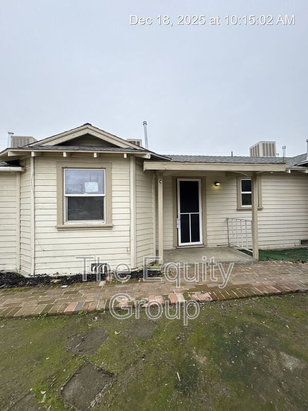 Building Photo - 1205 N Willis St Unit C